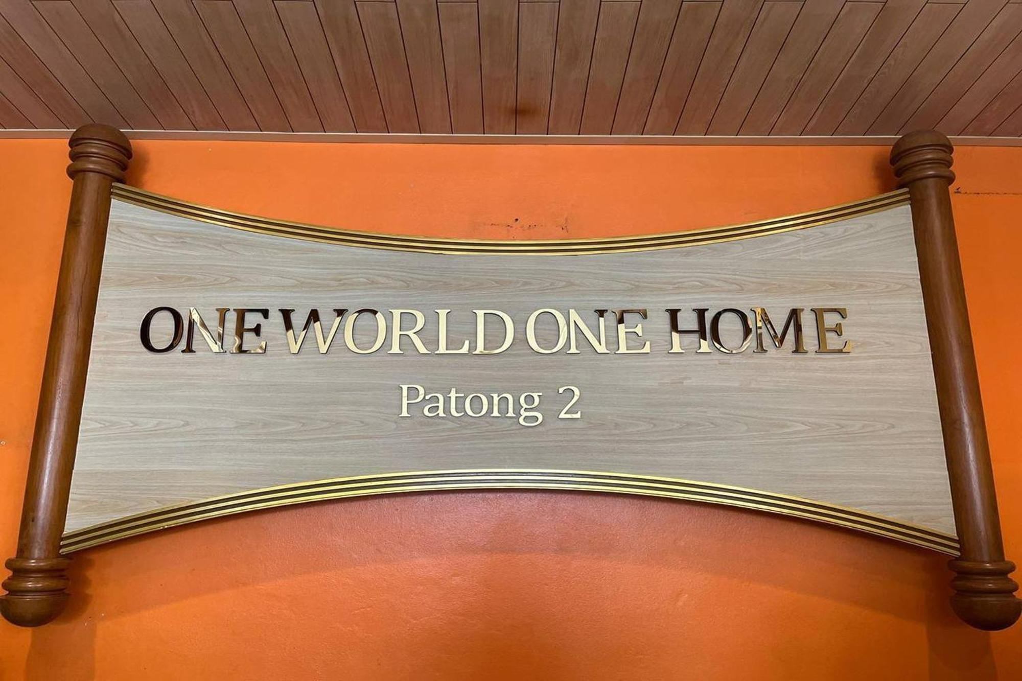 One World One 2 Ostello *